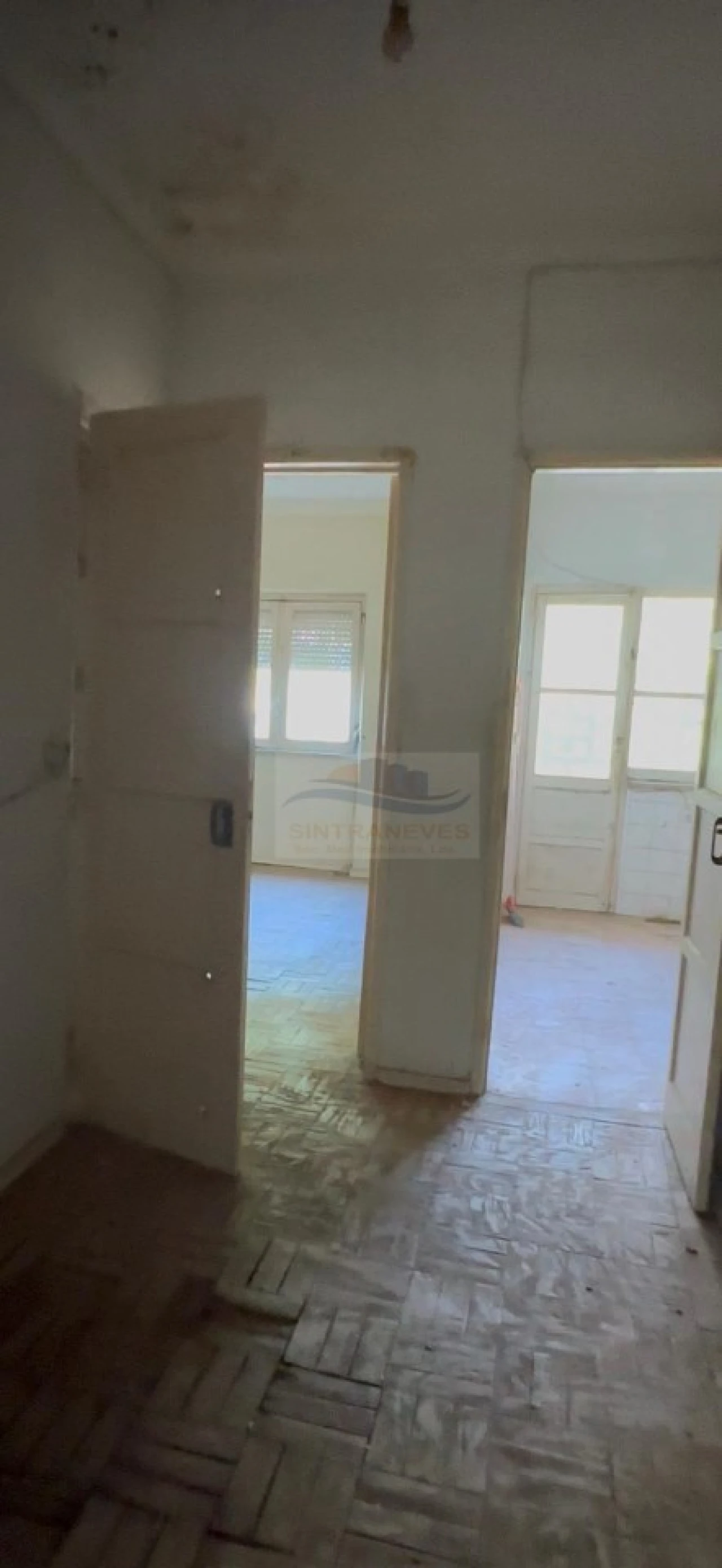 Apartamento T2 para Venda em Venteira Foto 6