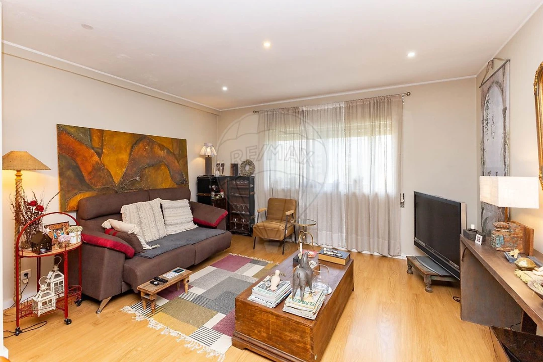 Apartamento T3 para Venda em Moreira Foto 4