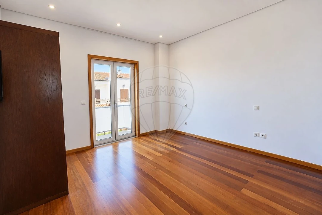 Moradia T4 para Venda em Aver-O-Mar, Amorim e Terroso Foto 42