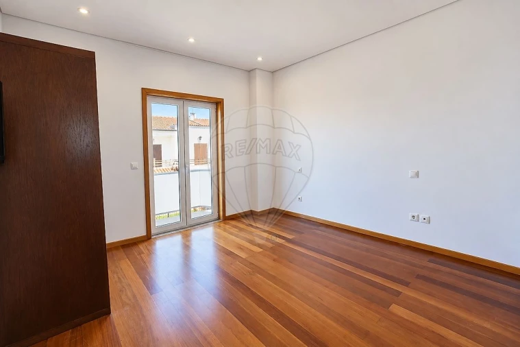 Moradia T4 para Venda em Aver-O-Mar, Amorim e Terroso Foto 42