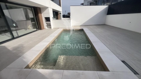 Moradia T3 para Venda em Turiz