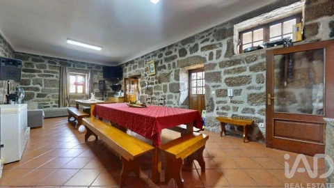 Quinta T4 para Venda em Cristelos, Boim e Ordem