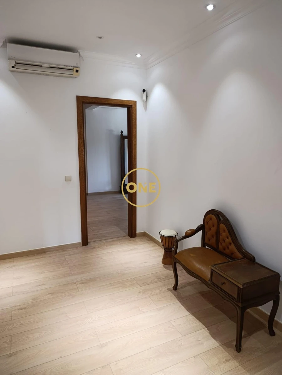 Quinta T3 para Venda em Santa Maria e São Miguel, São Martinho, São Pedro Penaferrim Foto 7