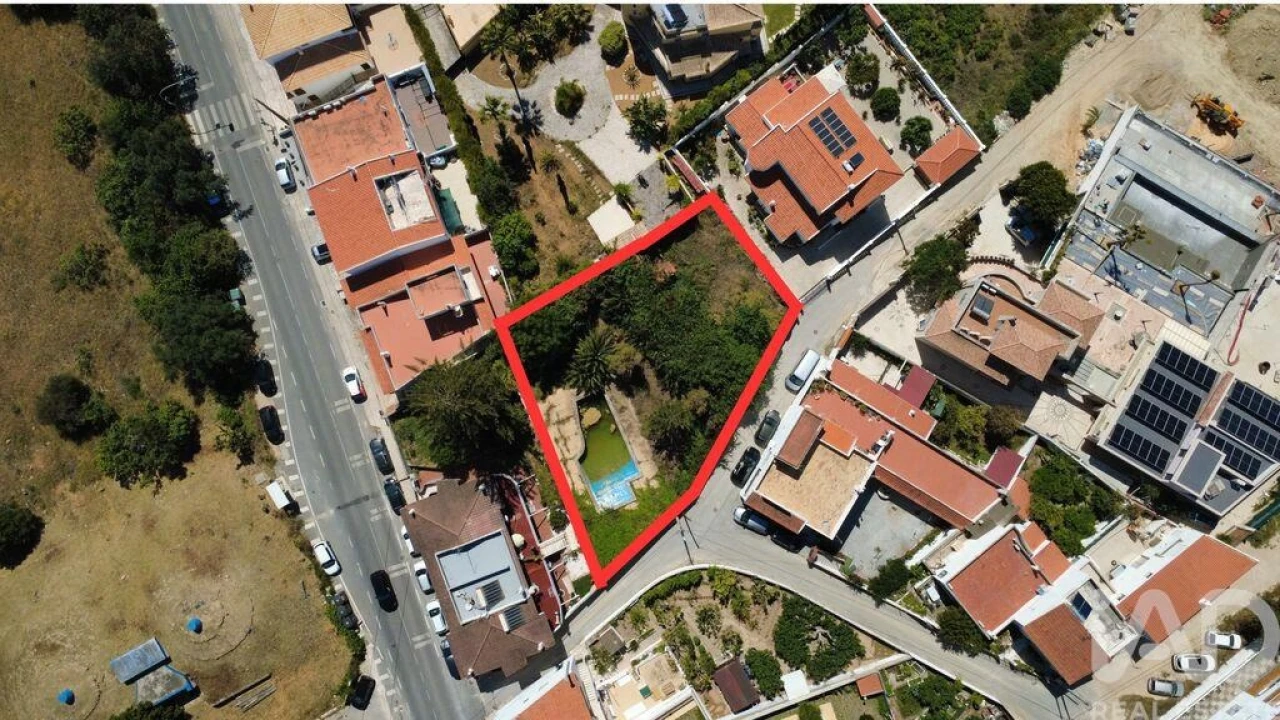 Terreno para Venda em Albufeira e Olhos de Água Foto 7