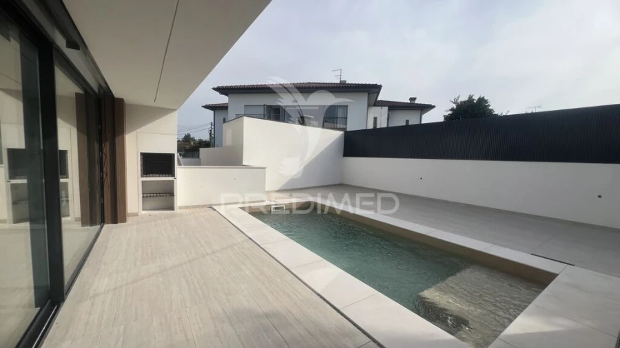 Moradia T3 para Venda em Turiz Foto 7