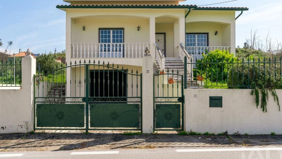Moradia T3 para Venda em Pelma