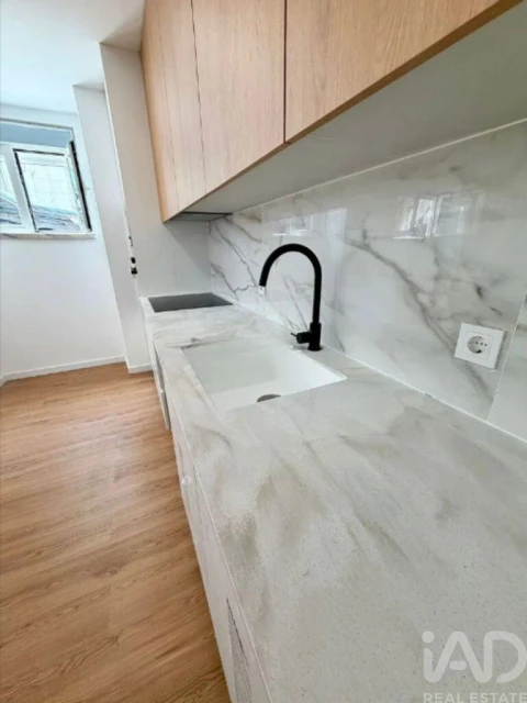 Apartamento T3 para Venda em Beato