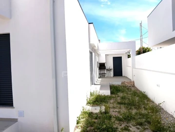 Moradia T3 para Venda em Fernao Ferro