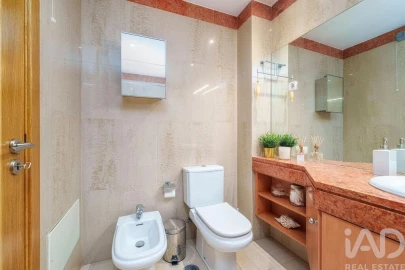 Apartamento T3 para Venda em Quarteira