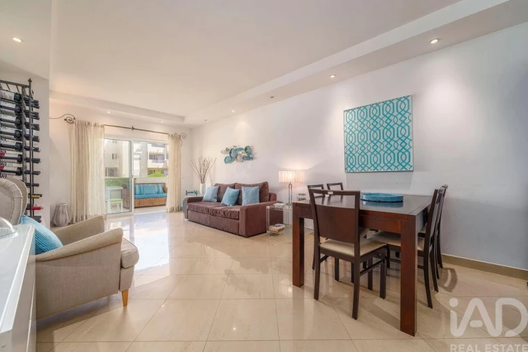 Apartamento T3 para Venda em Quarteira Foto 22