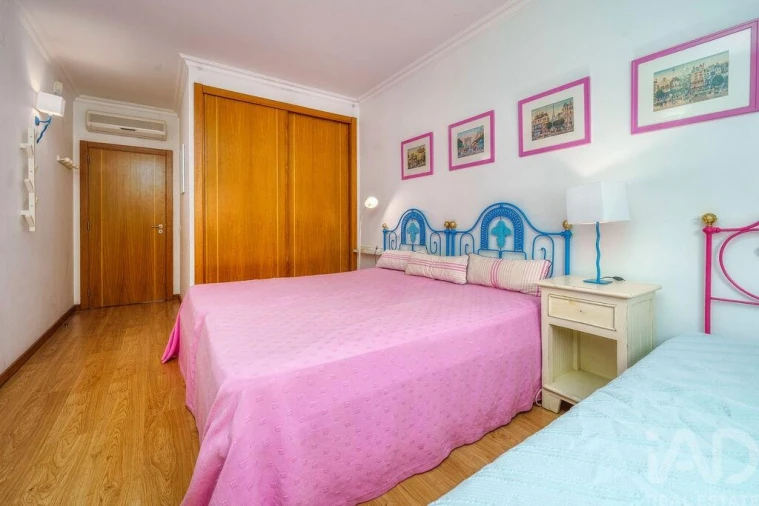 Apartamento T3 para Venda em Quarteira Foto 34