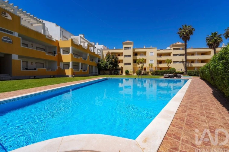 Apartamento T3 para Venda em Quarteira Foto 31