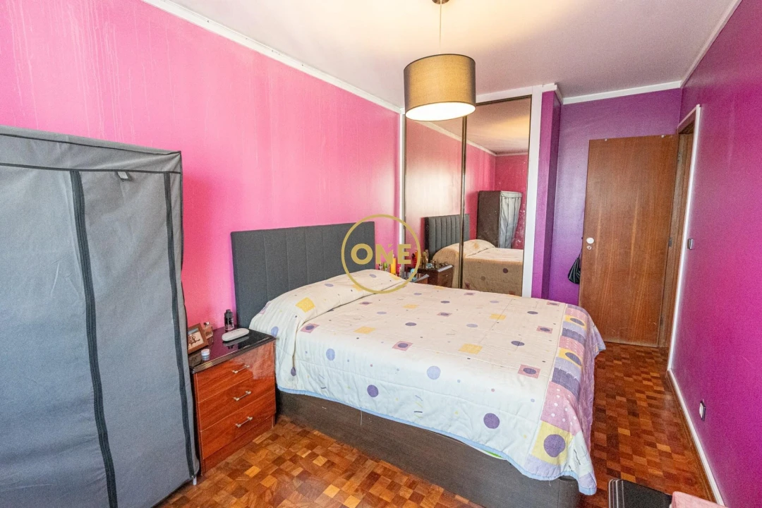 Apartamento T2 para Venda em Santo António dos Cavaleiros e Frielas Foto 4