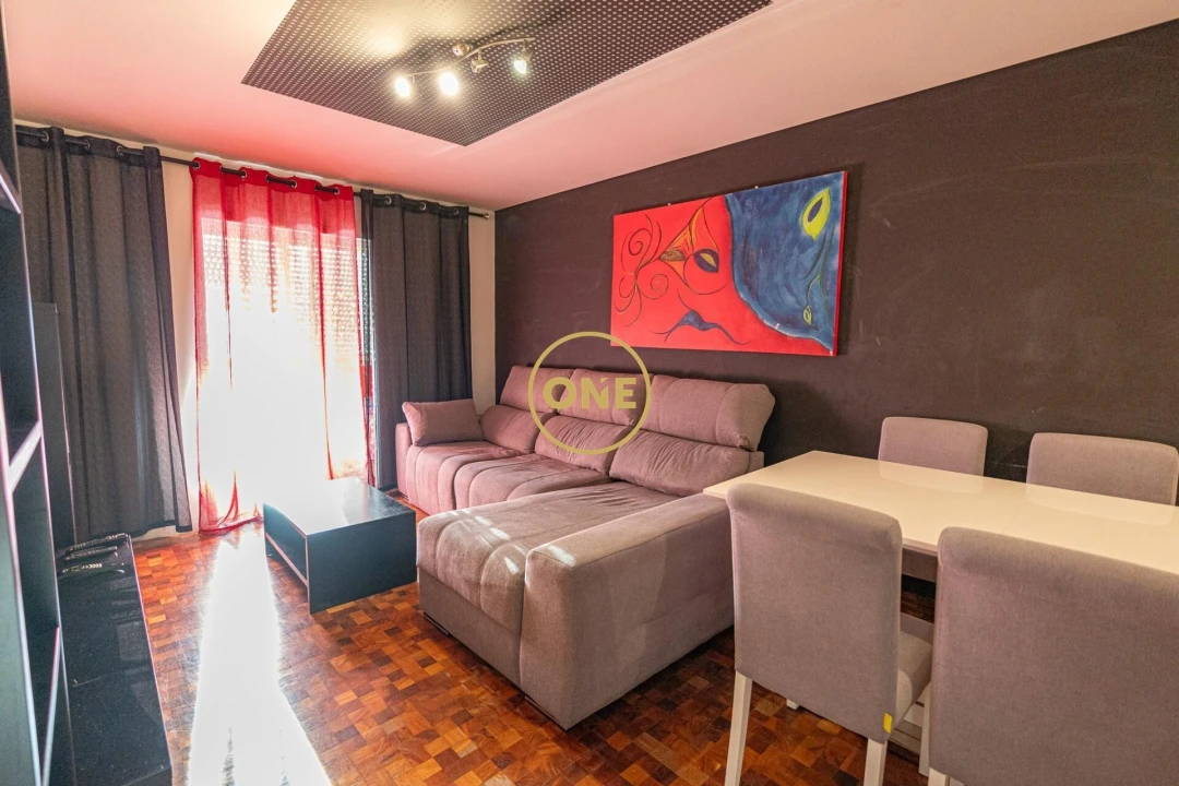 Apartamento T2 para Venda em Santo António dos Cavaleiros e Frielas Foto 9