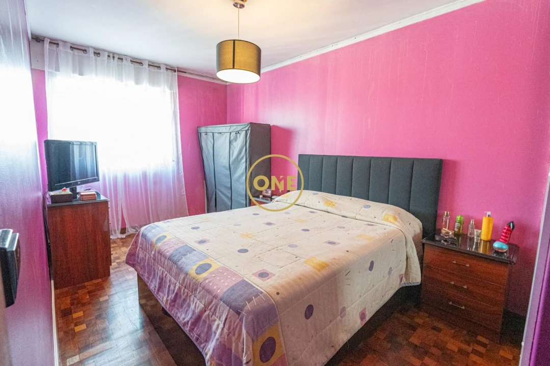 Apartamento T2 para Venda em Santo António dos Cavaleiros e Frielas Foto 5