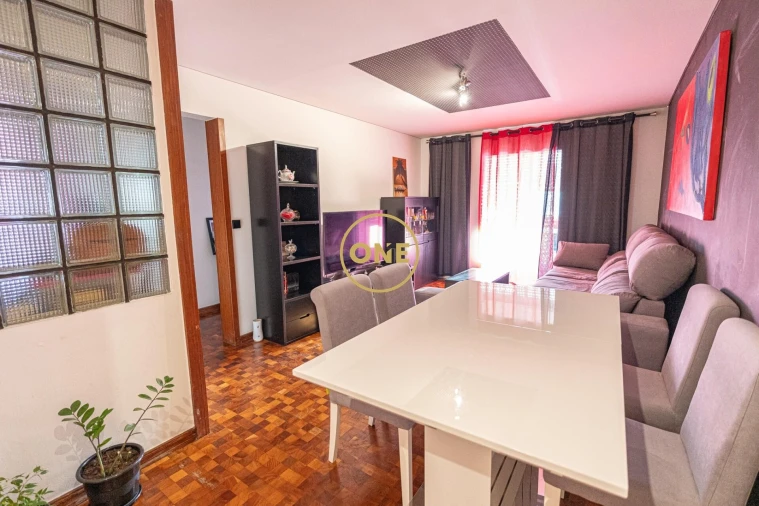 Apartamento T2 para Venda em Santo António dos Cavaleiros e Frielas Foto 10