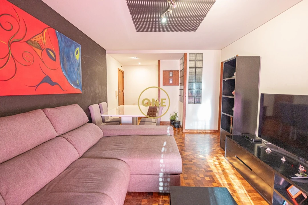 Apartamento T2 para Venda em Santo António dos Cavaleiros e Frielas Foto 11