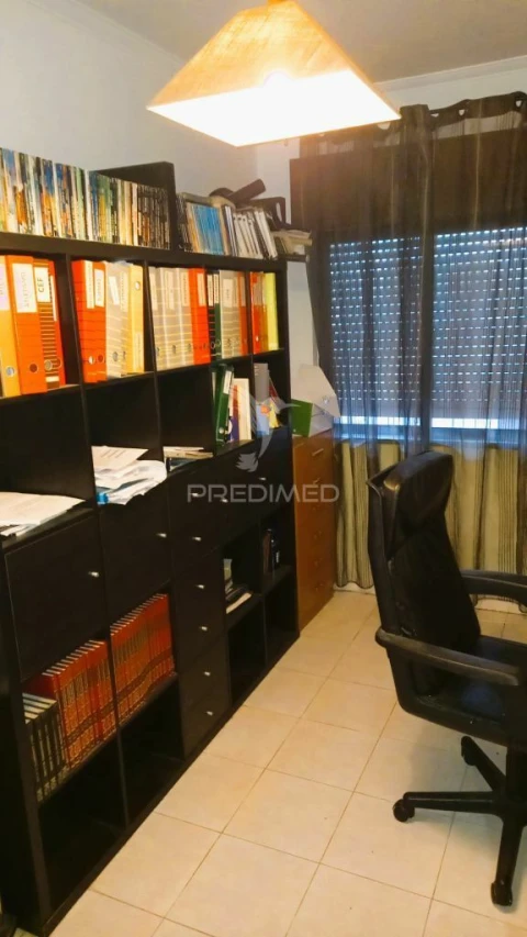 Apartamento T3 para Venda em Olhão