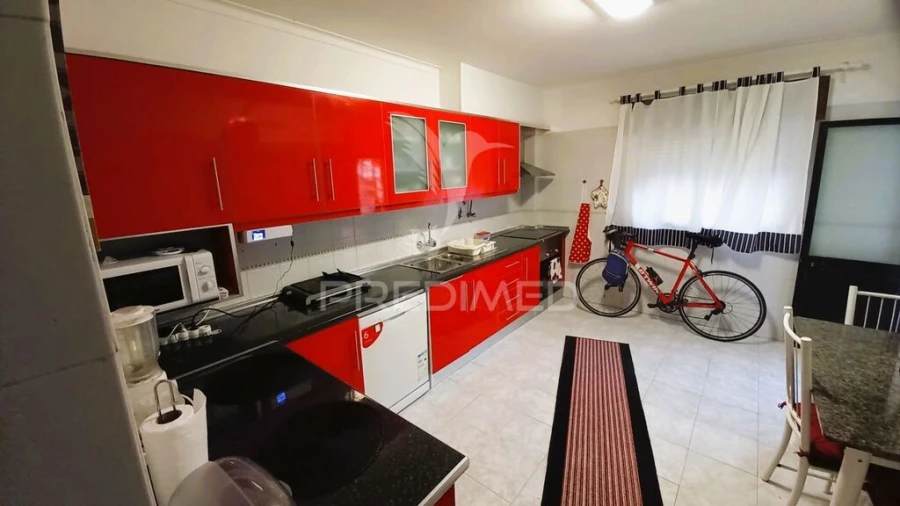 Apartamento T3 para Venda em Olhão Foto 2