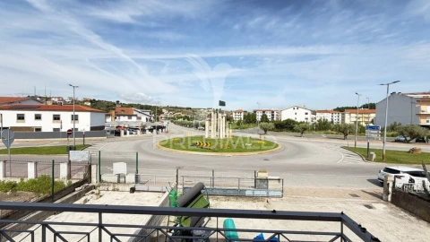 Moradia T3 para Venda em Mirandela