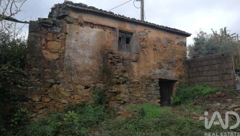 Moradia para Venda em Alvares