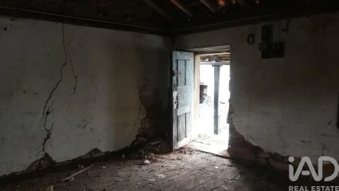 Moradia para Venda em Alvares