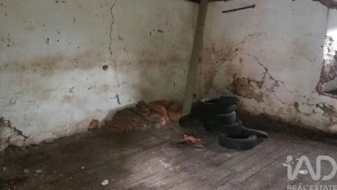 Moradia para Venda em Alvares