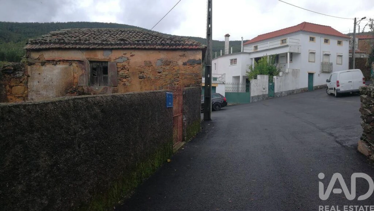 Moradia para Venda em Alvares Foto 6