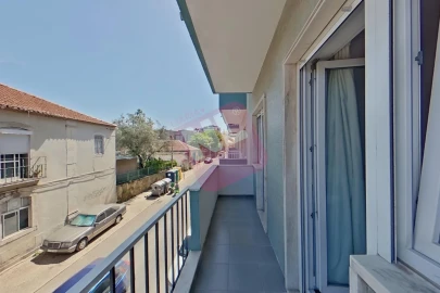 Apartamento T3 para Arrendamento em Pontinha e Famões