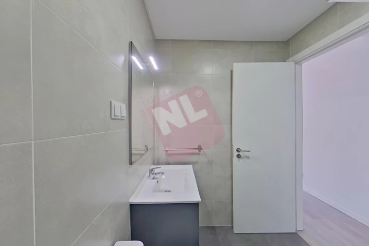 Apartamento T3 para Arrendamento em Pontinha e Famões Foto 30