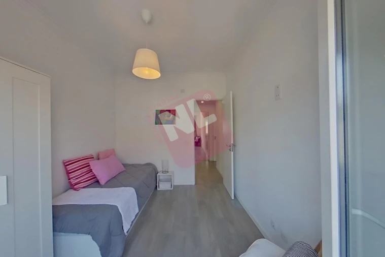 Apartamento T3 para Arrendamento em Pontinha e Famões Foto 25