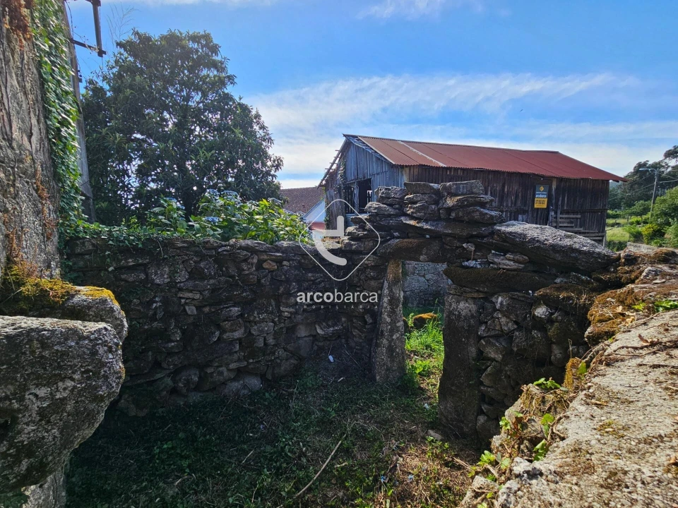 Moradia T1 para Venda em Portela e Extremo Foto 16