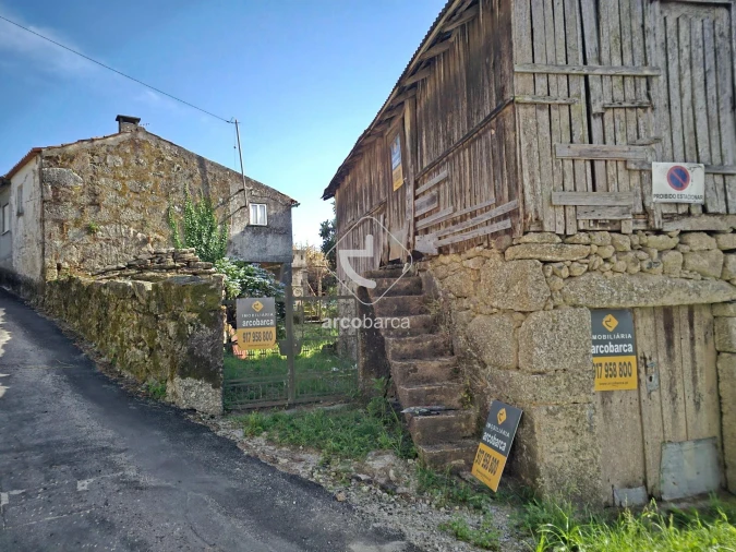 Moradia T1 para Venda em Portela e Extremo Foto 37