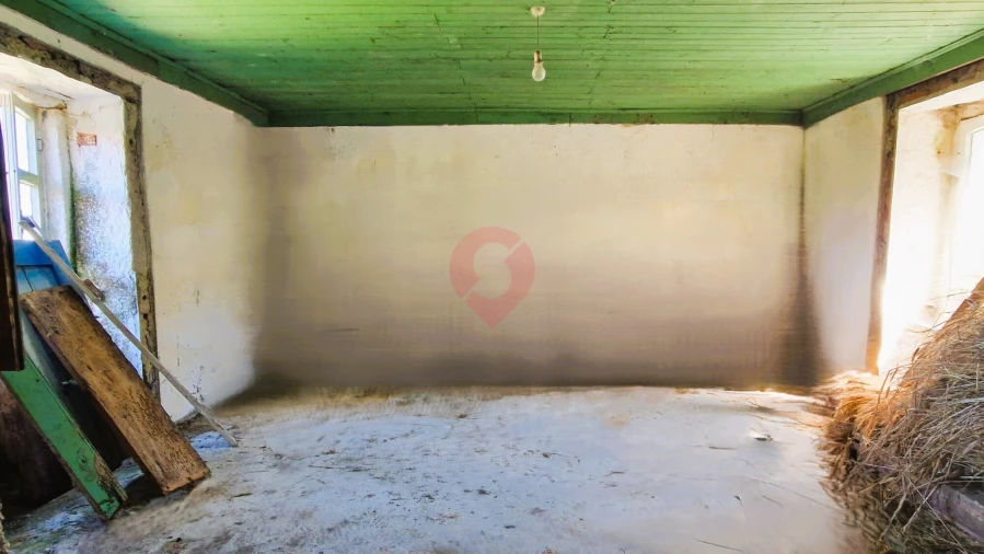 Moradia T3 para Venda em Anhões e Luzio Foto 4