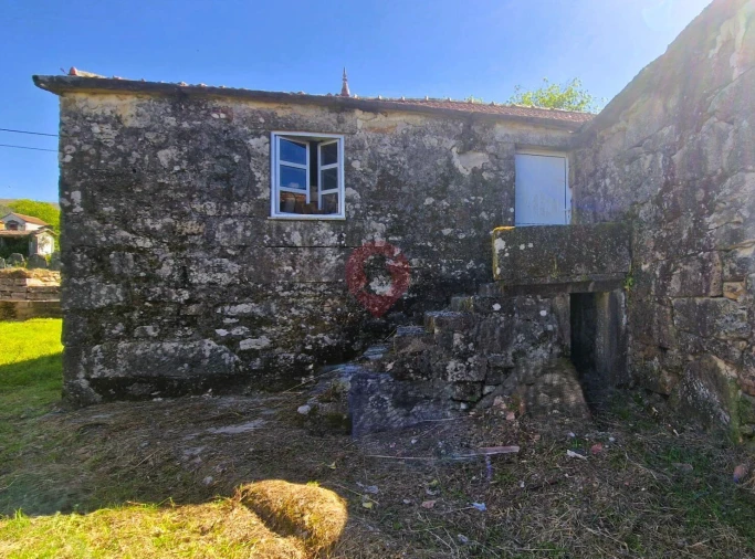 Moradia T3 para Venda em Anhões e Luzio Foto 2