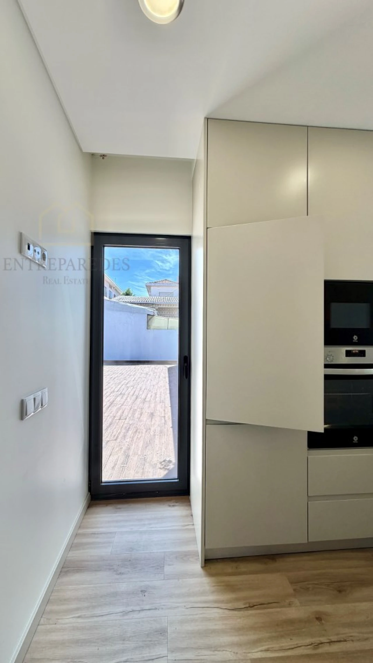 Moradia T3 para Venda em Espinho Foto 11