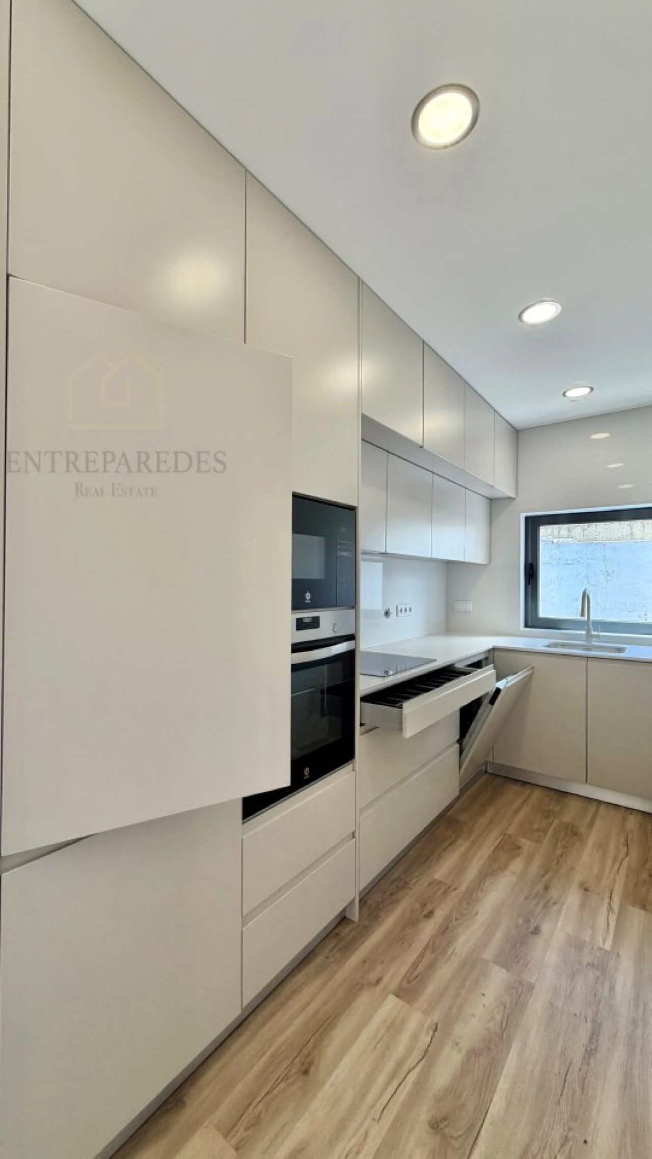 Moradia T3 para Venda em Espinho Foto 15