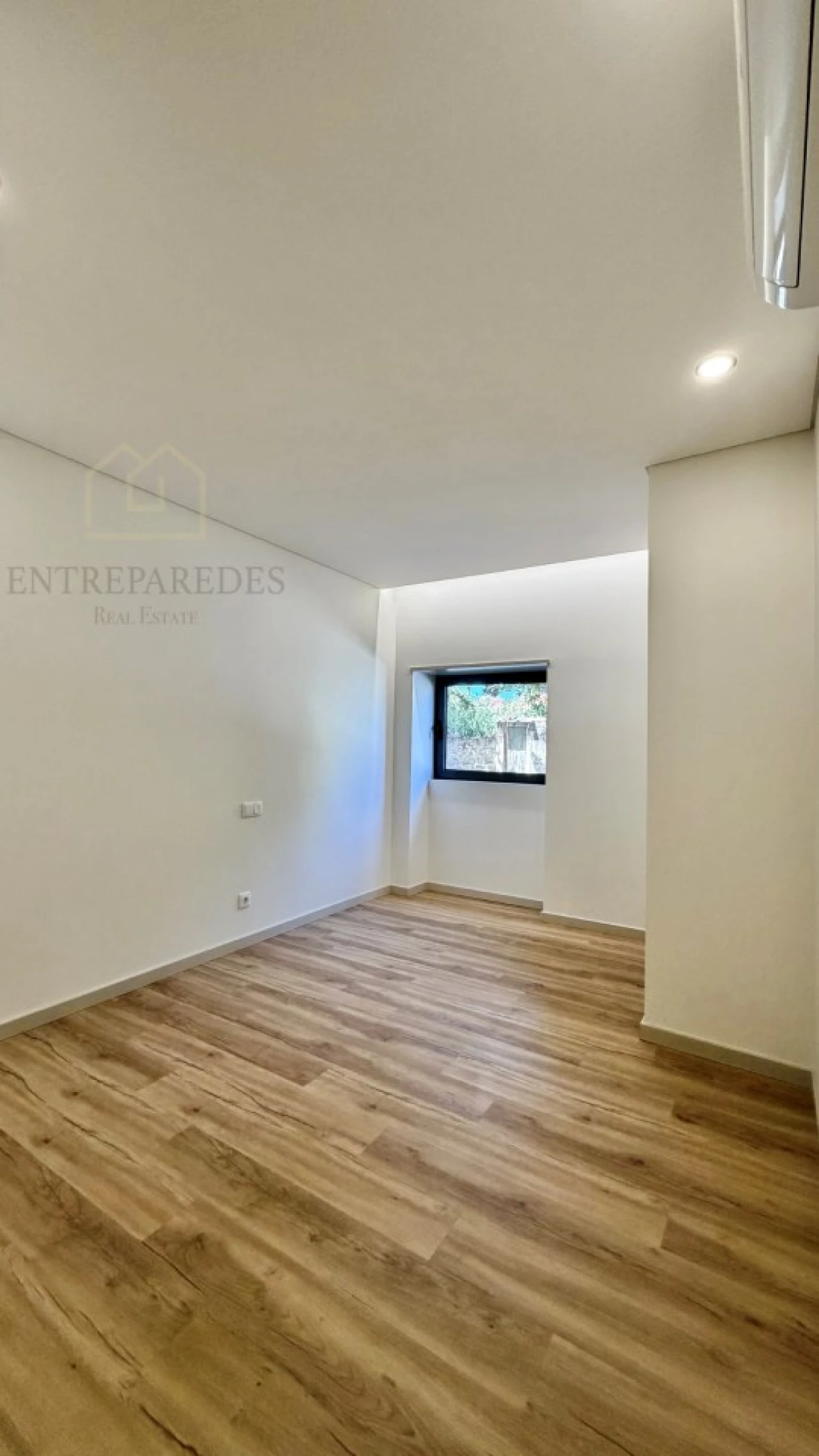 Moradia T3 para Venda em Espinho Foto 23