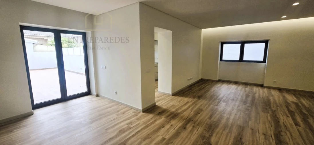 Moradia T3 para Venda em Espinho Foto 5