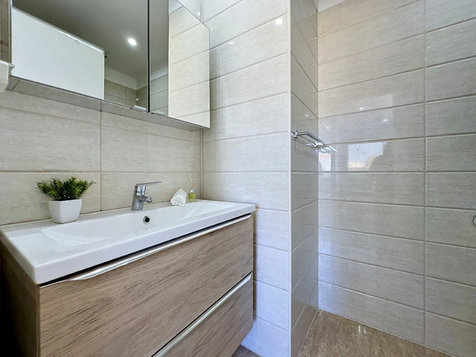 Apartamento T2 para Venda em Falagueira-Venda Nova Foto 20