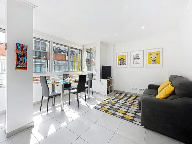 Apartamento T2 para Venda em Falagueira-Venda Nova Foto 3