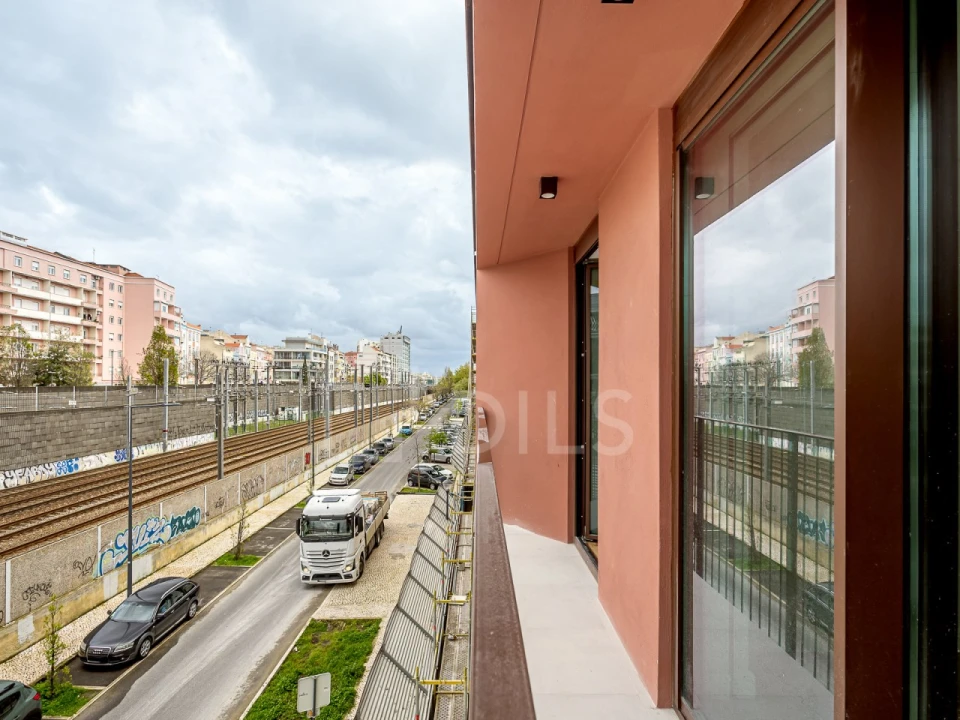 Apartamento T3 para Venda em Areeiro Foto 32