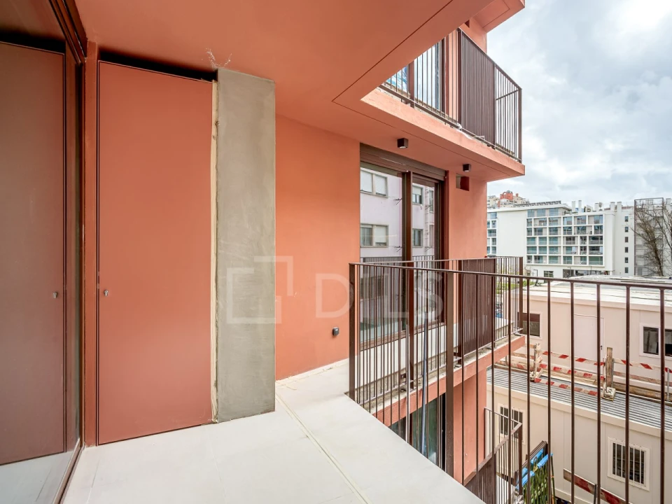 Apartamento T3 para Venda em Areeiro Foto 35