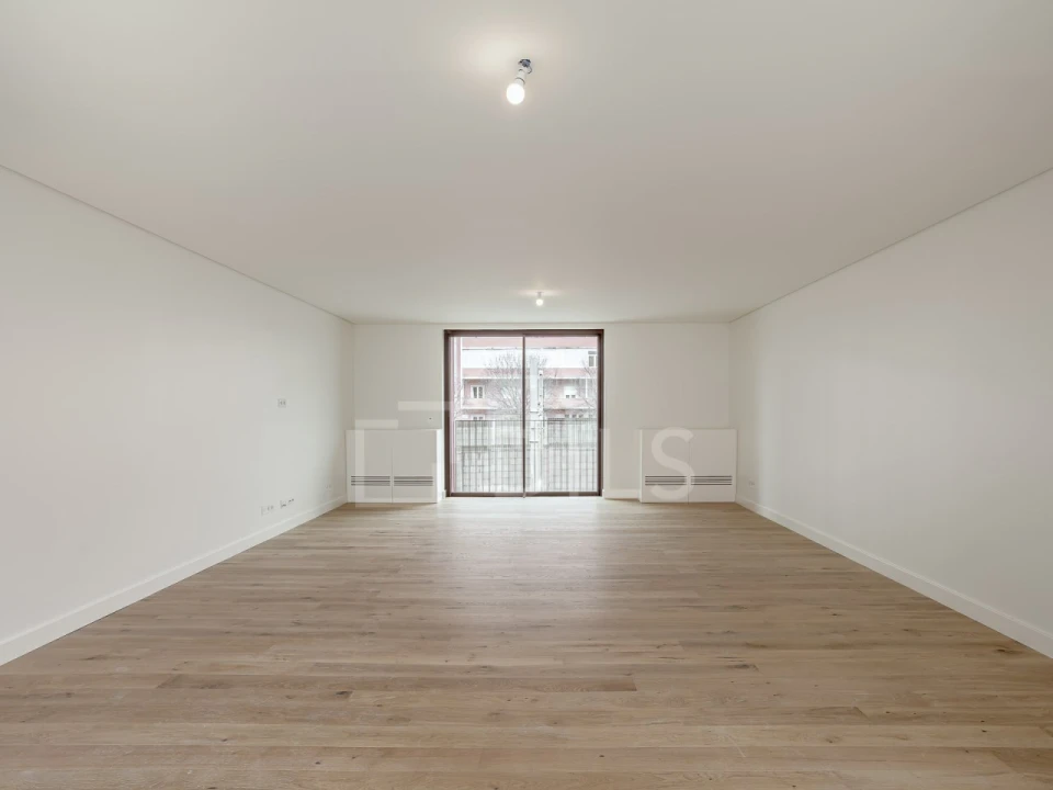 Apartamento T3 para Venda em Areeiro Foto 15