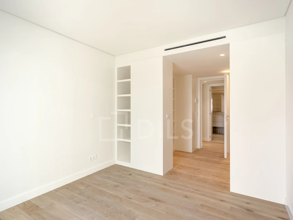 Apartamento T3 para Venda em Areeiro Foto 21