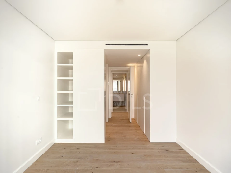 Apartamento T3 para Venda em Areeiro Foto 22
