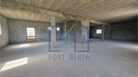 Moradia T3 para Venda em São Pedro de Agostem