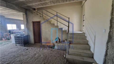 Moradia T3 para Venda em São Pedro de Agostem