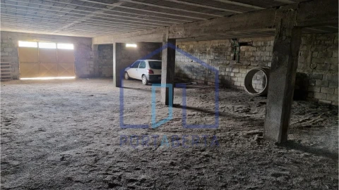 Moradia T3 para Venda em São Pedro de Agostem