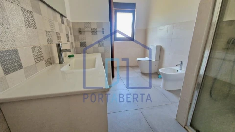 Moradia T3 para Venda em São Pedro de Agostem